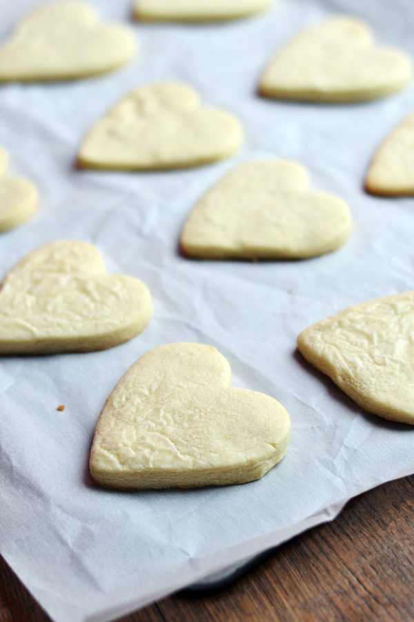 VALENTINES-HEART-COOKIES-3