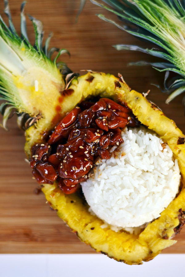 TERIYAKI-CHICKEN-_-RICE-PINEAPPLE-BOAT-7