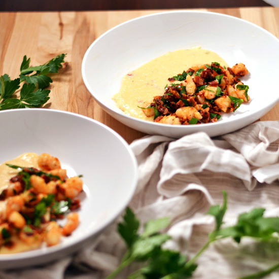 SHRIMP & PIMIENTO CHEESE GRITS
