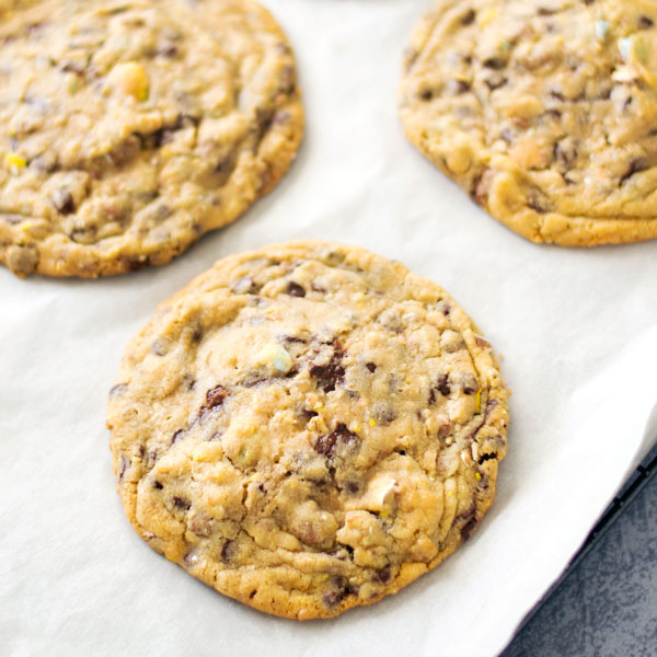 GIANT CHOCOLATE CADBURY EGG COOKIES