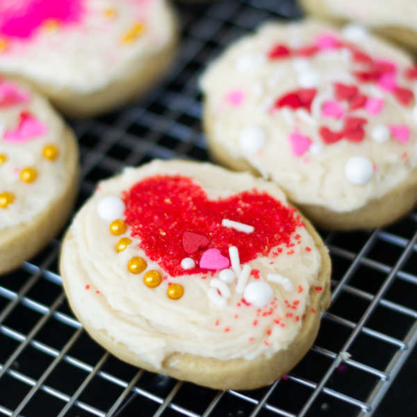 SLICED SUGAR COOKIES + MAPLE FROSTING
